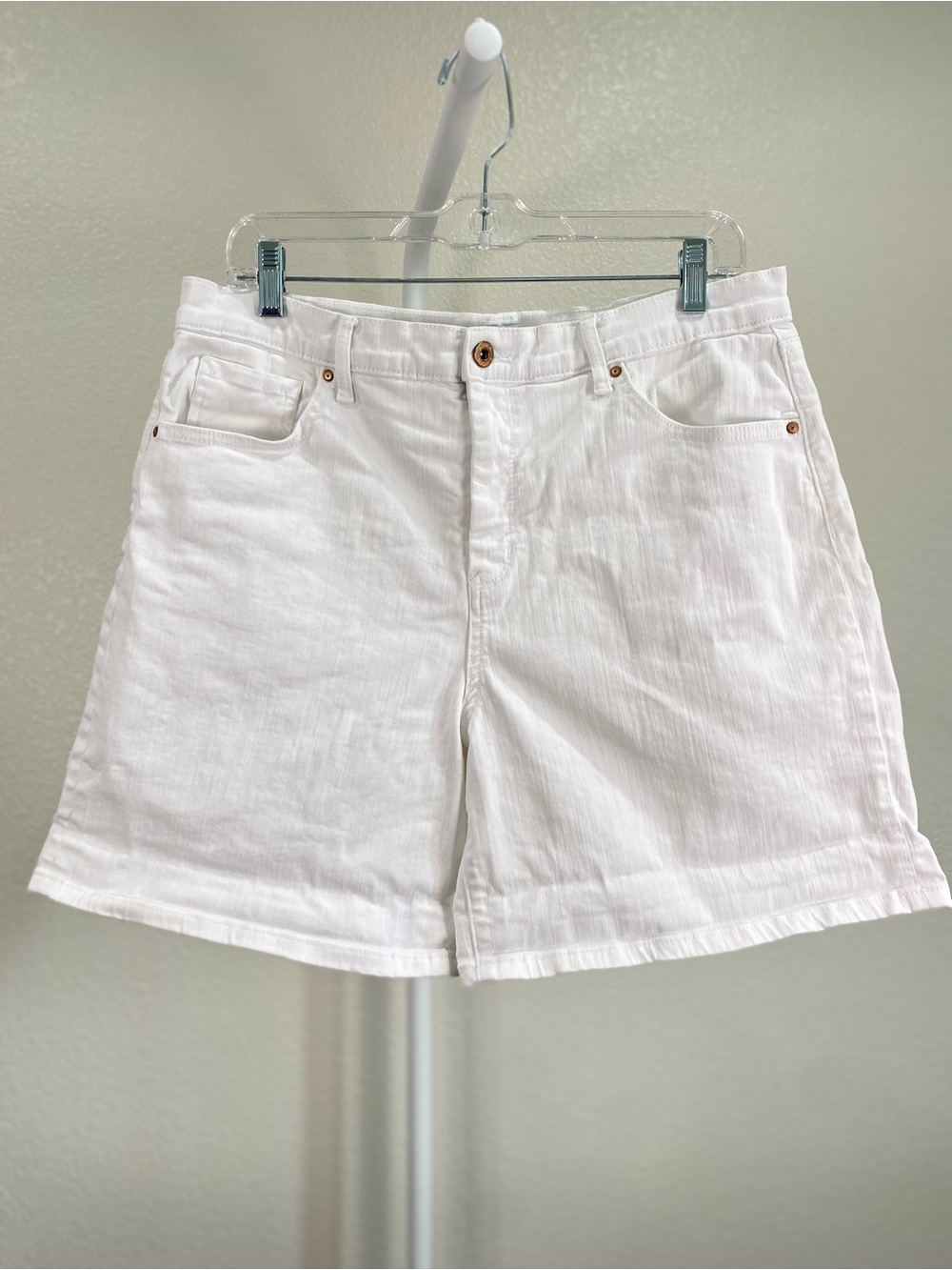 Jessica Simpson Women’s High Rise White Denim Shorts Size 12